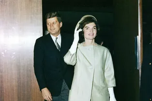 Жаклин Кеннеди платили, чтобы она закрывала глаза на измены мужа. Журналисты рассекретили эту сумму