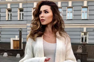 24-летняя дочь Анастасии Заворотнюк показала московскую квартиру, в которую собирается переехать 24-летняя дочь Анастасии Заворотнюк показала московскую квартиру, в которую собирается переехать