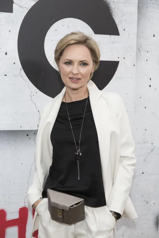 Елена Ксенофонтова Елена Ксенофонтова