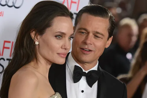 Война позади: Анджелина Джоли и Брэд Питт впервые встретились после развода