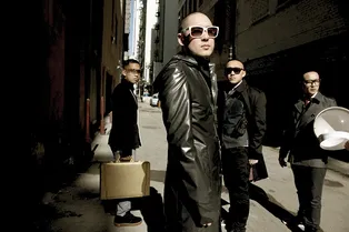 Конкурс: FAR EAST MOVEMENT Конкурс: FAR EAST MOVEMENT