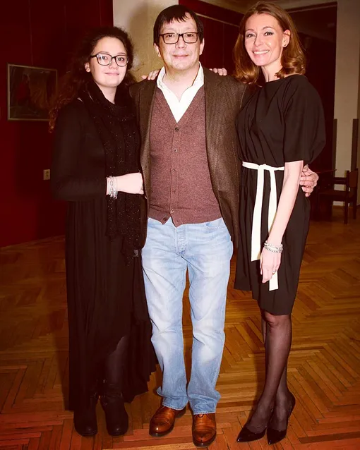 Егор Кончаловский и Любовь Толкалина с дочерью