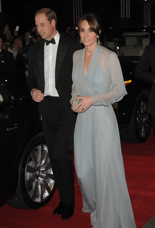 Принц Уильям и Кейт Миддлтон на премьере фильма «007: СПЕКТР» в 2015 году