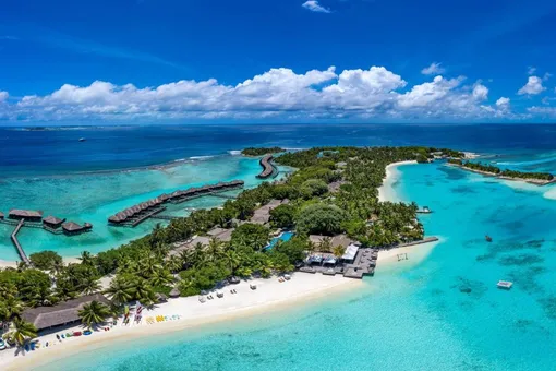 Sheraton Maldives Full Moon Resort & Spa Sheraton Maldives Full Moon Resort & Spa