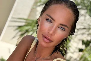 Алекса призналась, что делала пластику