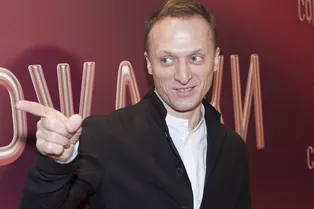 «Разница всего 12 лет»: звезда «Содержанок» Владимир Мишуков поделился кадрами с неожиданно повзрослевшими дочерьми