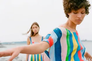 Для самых жарких дней: 26 расслабленных летних образов Mara Hoffman