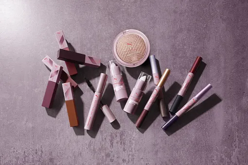 Puma и Maybelline представили коллекцию макияжа Puma и Maybelline представили коллекцию макияжа