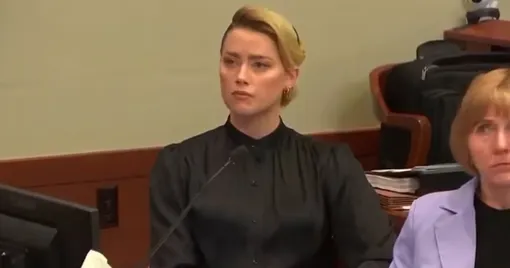 Эмбер Херд в суде Эмбер Херд в суде