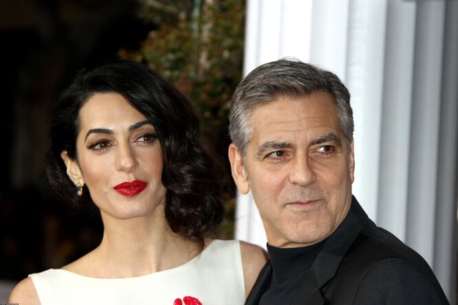 Дождалась внучат: 78-летняя мать Джорджа Клуни раскрыла пол будущих детей актера
