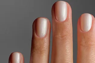 31 идея нежного маникюра, который можно повторить в январе-2026