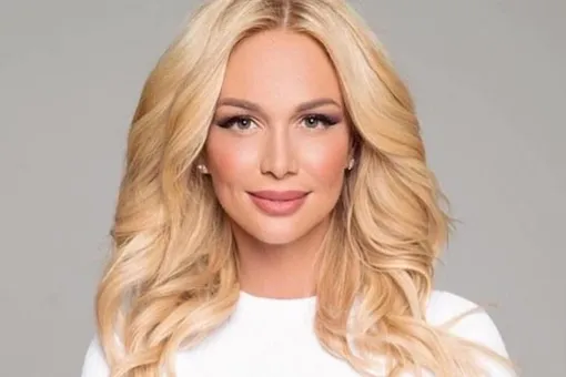 Виктория Лопырева предложила «примерить» корону «Мисс России»