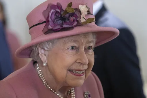 Королевская диета: Елизавета II обожает шоколад и французскую кухню