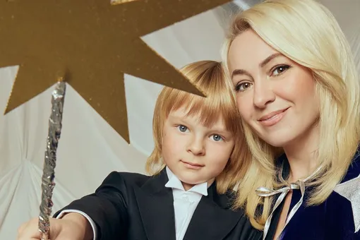 Яна Рудковская и Евгений Плющенко усилили свою охрану — сыну супругов угрожают