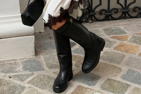 8 пар сапог, которые подойдут к любому нарядному образу