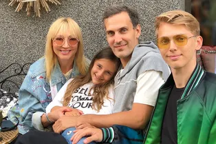 5 многодетных мам, которые родили всех детей от разных мужчин