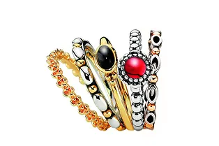 День подарков в PANDORA