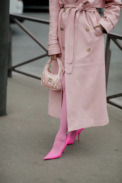 Модное розовое пальто на осень и зиму-2023/2024