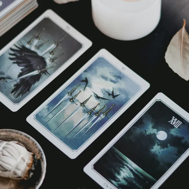 Как понять, развита ли у вас интуиция: подсказку дадут карты Таро