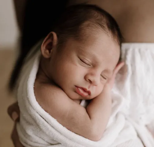 Врачи советуют матерям не пренебрегать контакта «кожа к коже» с новорожденными