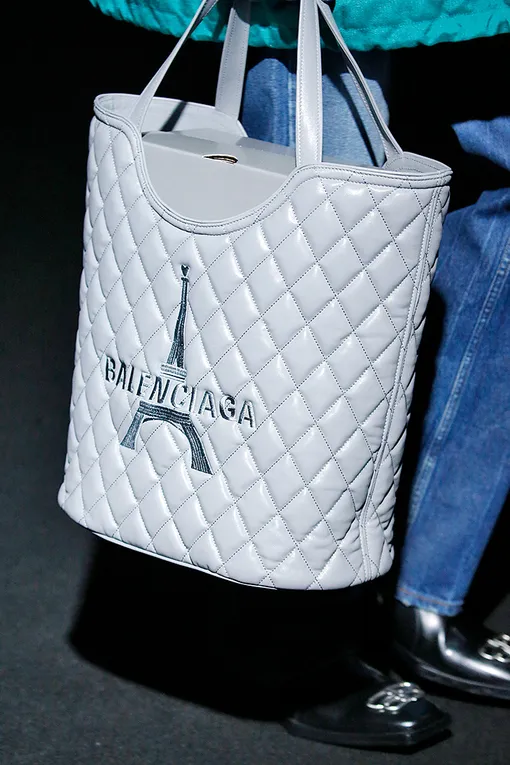 Balenciaga осень-зима 2020/21