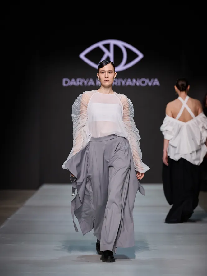 Показ бренда Darya Kipriyanova на Московской неделе моды