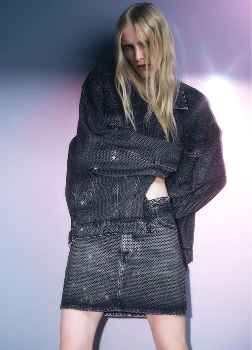 Джинсовая юбка с кристаллами российского бренда Lime