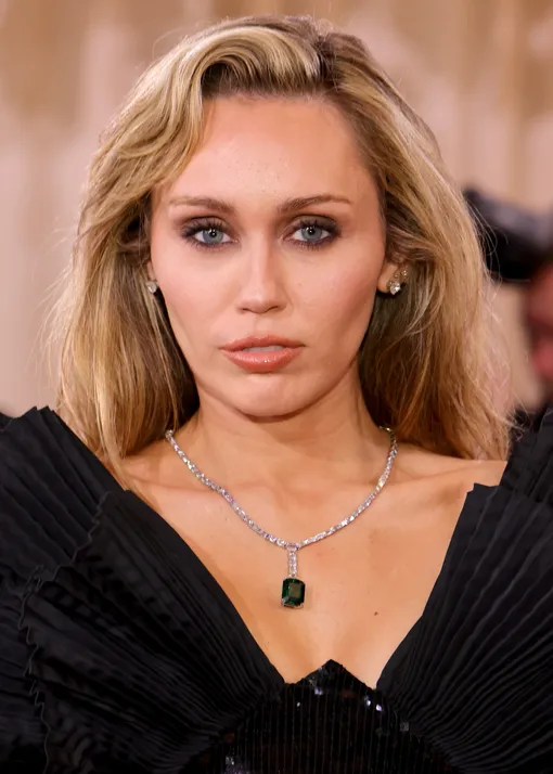 Майли Сайрус на «Золотом глобусе-2026»