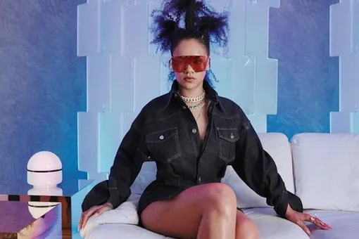 Рианна впервые показала вещи из коллекции своего бренда Fenty Рианна впервые показала вещи из коллекции своего бренда Fenty