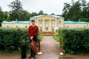 Усадебный шик: как прошла вечеринка Cartier в усадьбе Арханегельское Усадебный шик: как прошла вечеринка Cartier в усадьбе Арханегельское
