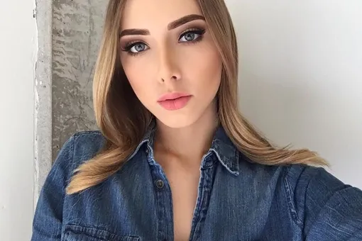 21-летняя дочь Эминема стала новой звездой Instagram* 21-летняя дочь Эминема стала новой звездой Instagram*
