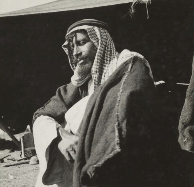 Бедуин из клана Лузи в Иордании (араб)