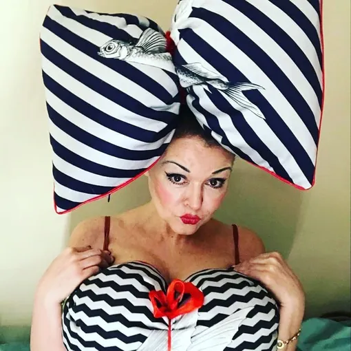 Ксения Хаирова
