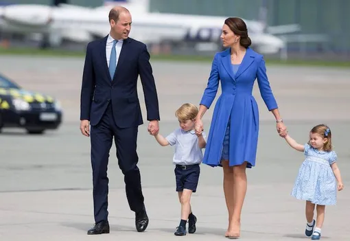 принц Уильям, принц Джордж, Кейт Миддлтон и принцесса Шарлотта