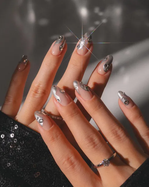 Модный новогодний маникюр, идеи маникюра Модный новогодний маникюр, идеи маникюра