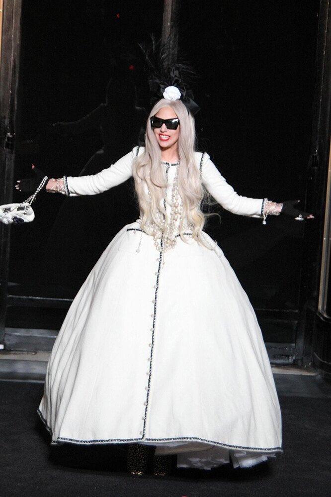 Леди Гага после концерта 2011 год