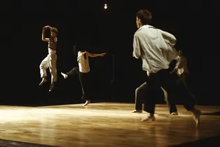 Спекталь. «1:03. Удивленное тело. Москва»