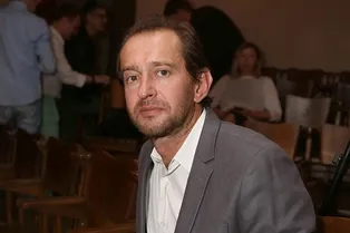 Стало известно, что Константин Хабенский перевез старшего сына в Москву из Барселоны
