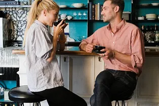 Олег Рой занимает наблюдательную позицию