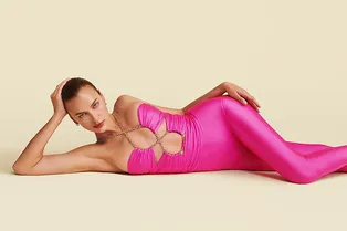 Секреты идеальной фигуры Ирины Шейк: что делает супермодель, чтобы оставаться в форме