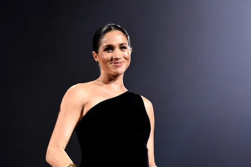 Беременная Меган Маркл cразила гостей премии Fashion Awards 2018 Беременная Меган Маркл cразила гостей премии Fashion Awards 2018