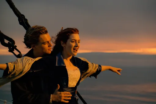 Сквозь слезы: в Сети появилась вырезанная сцена из «Титаника»