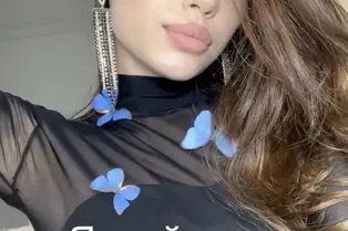 Яркий макияж с акцентом на глаза от @angelina_kazanova_makeup