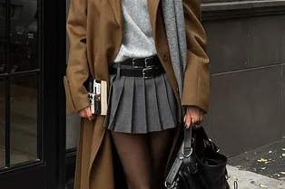 Как носить мини-юбки в холодную погоду и не замерзнуть