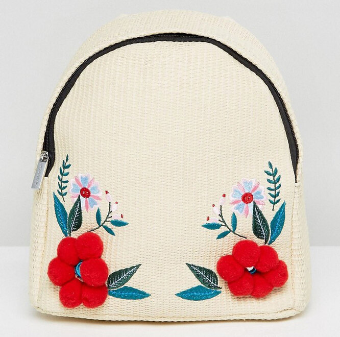 Рюкзак собъемным цветочным декором, Skinnydip, 2601 руб. (на сайте Asos)