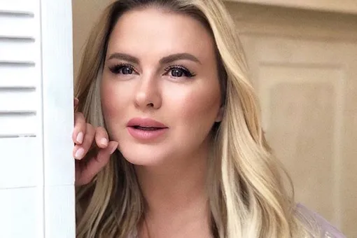 37-летняя Анна Семенович задумалась об услугах суррогатной матери