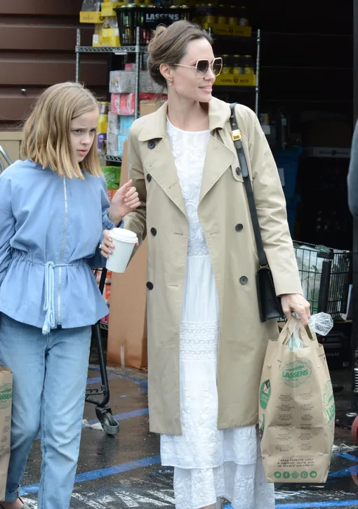 Джоли с дочерью