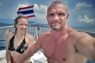 50-летний Владимир Епифанцев тайно женился на 26-летней девушке 50-летний Владимир Епифанцев тайно женился на 26-летней девушке