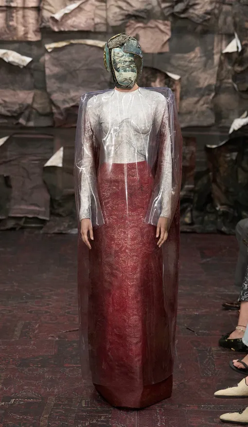 Maison Margiela, кутюрная коллекция осень-зима 2025/2026 Maison Margiela, кутюрная коллекция осень-зима 2025/2026