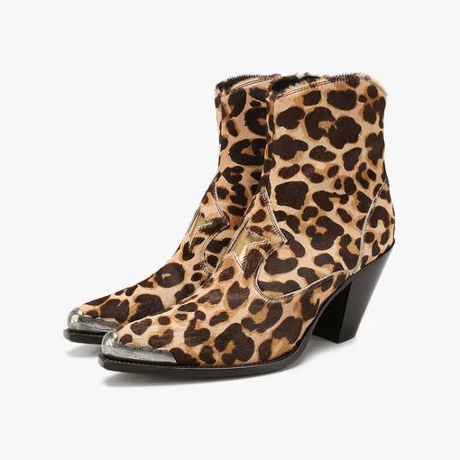 Golden Goose Deluxe Brand, 66 550 рублей Golden Goose Deluxe Brand, 66 550 рублей